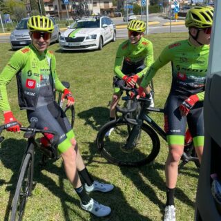 Naša članska ekipa je včeraj nastopala na italijanski dirki Giro del Belvedere (UCI 1.2U). Na 171 kilometrski preizkušnji je zmagal član razvojne ekipe Jumbo Visma, Norvežan Johannes Staune-Mittet🇳🇴, naš najboljši kolesar pa je bil Luka Ziherl (+4:22), ki je zasedel 78. mesto💪